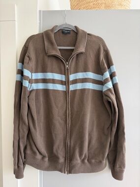 Banana Republic Men's Brown Zip-Up Sweater with Light Blue Stripes